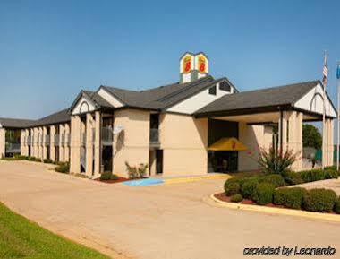 Super 8 By Wyndham Ruston Motel Exterior photo